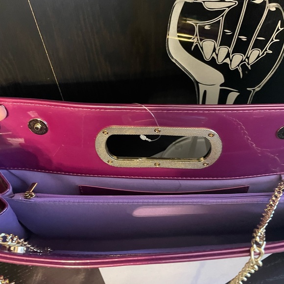 Purple/Plum fashion clutch with chain strap - Picture 2 of 3